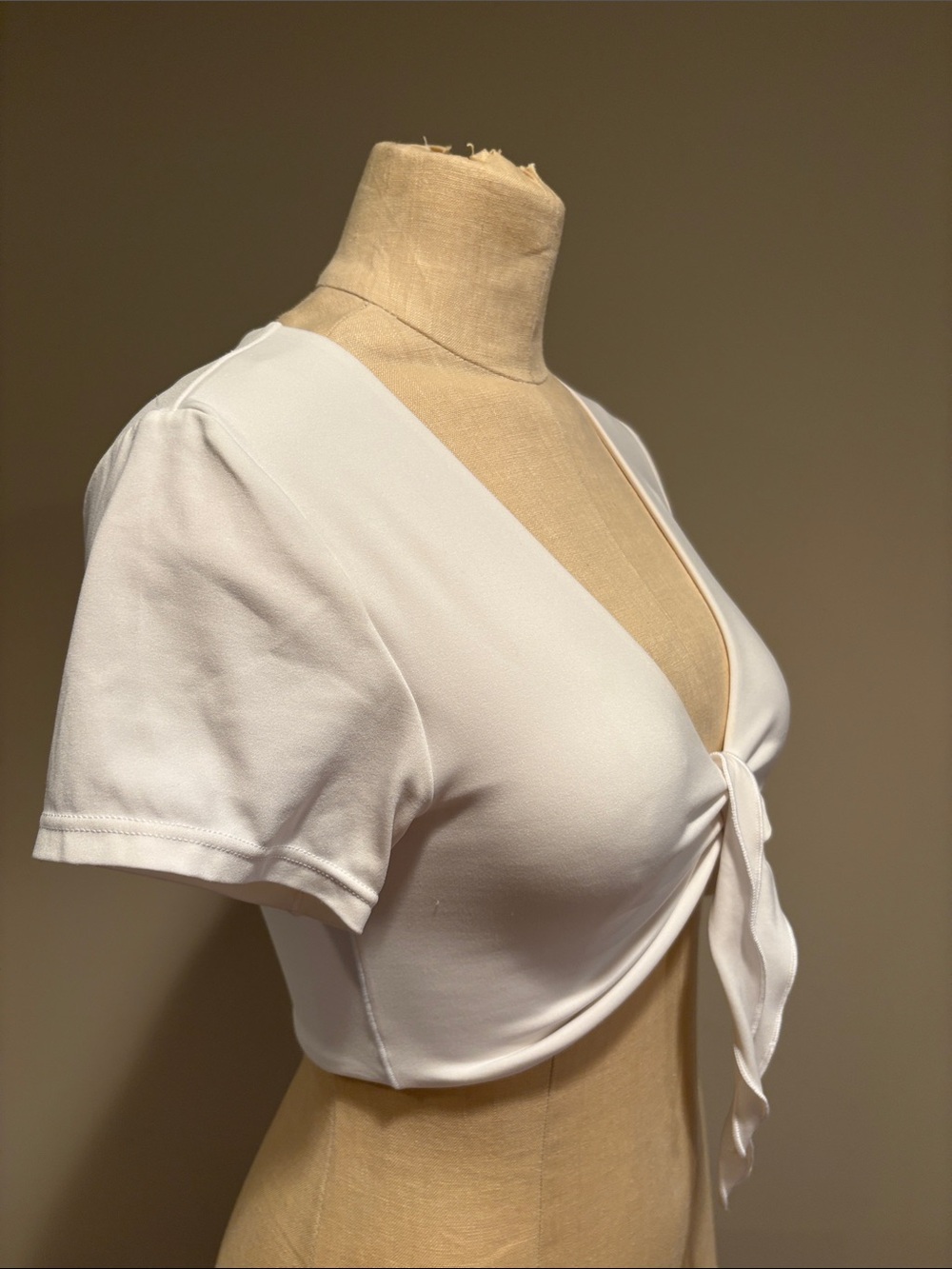 Aerie Offline Short Sleeve Tie Knot Front Crop Top Size S - Picture 3 of 8